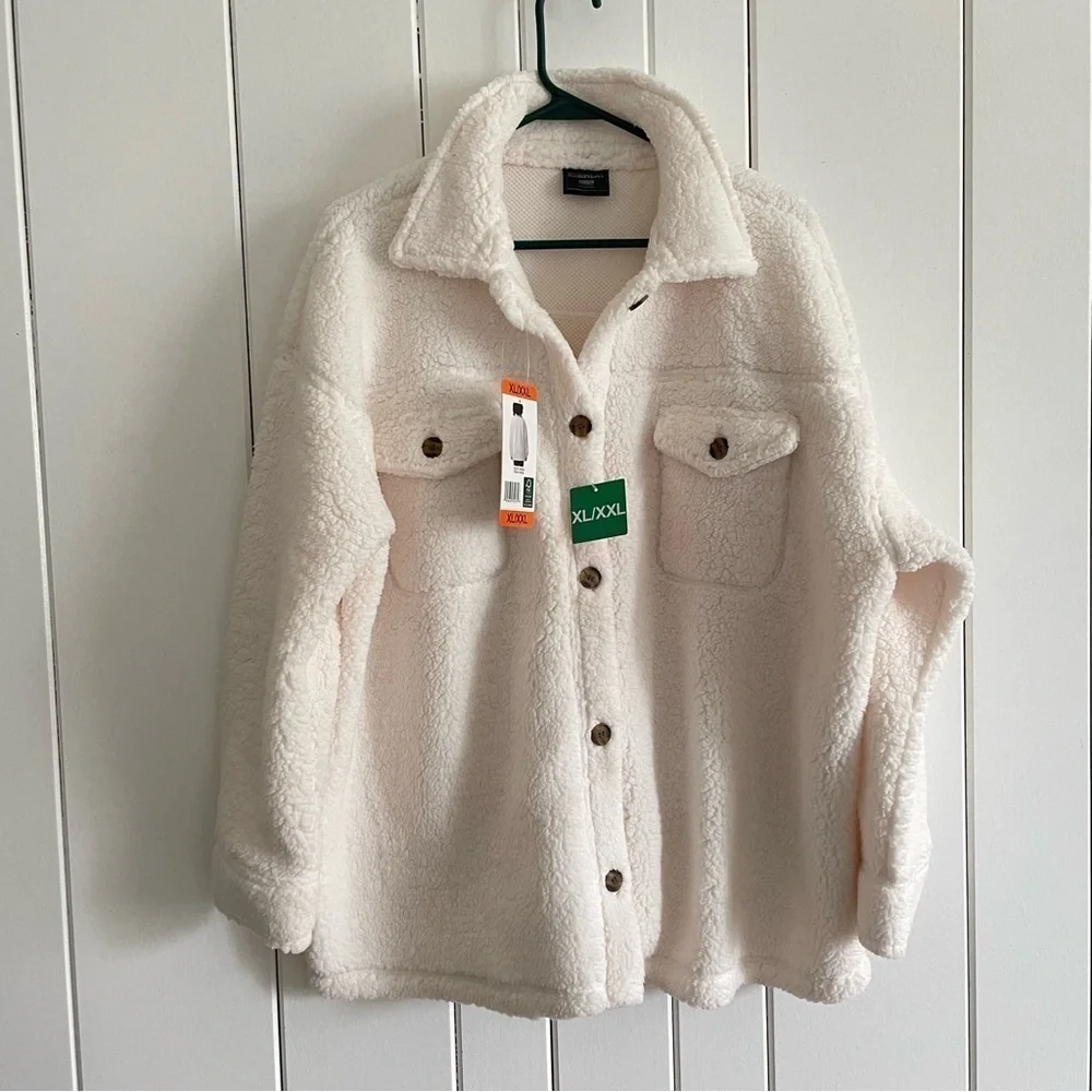 $15 SALE Shacket NWT Cream Off-White Fuzzy Jacket XL/XXL Outdoor by 32 Degrees